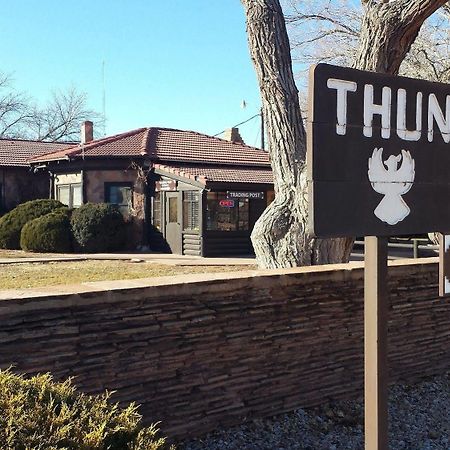 Thunderbird Lodge Chinle Exterior photo