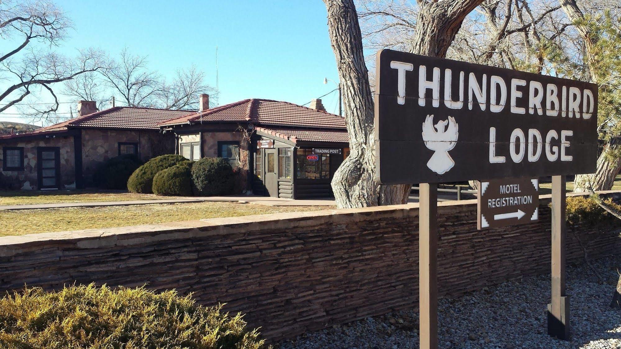 Thunderbird Lodge Chinle Exterior photo